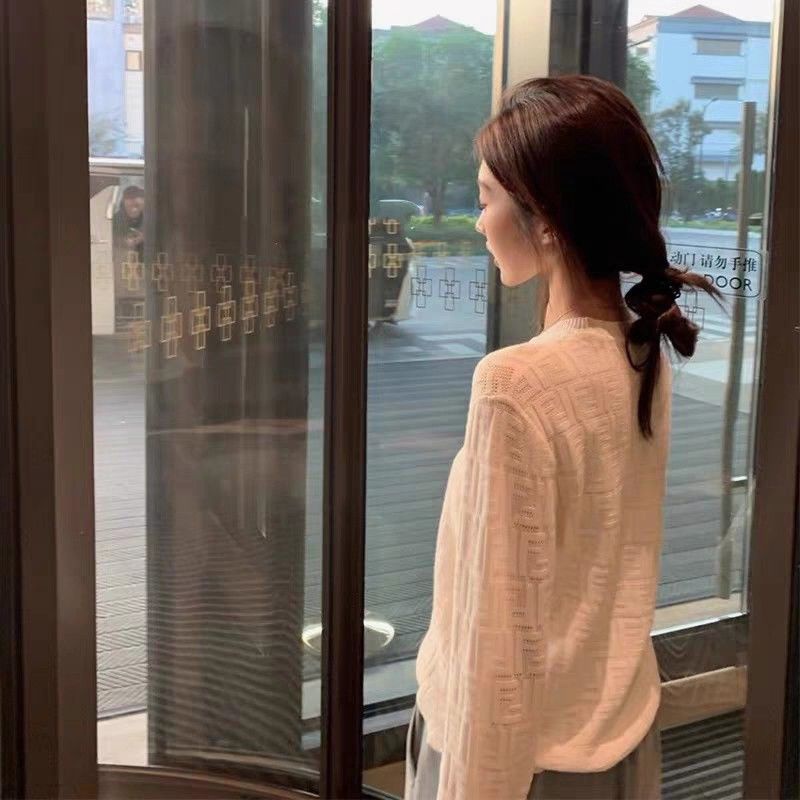 Hàng Châu Âu Bán Chạy Áo Sweater Chui Đầu Màu Trắng In Chữ F Phong Cách Lười Mùa Thu Mới Cho Nữ