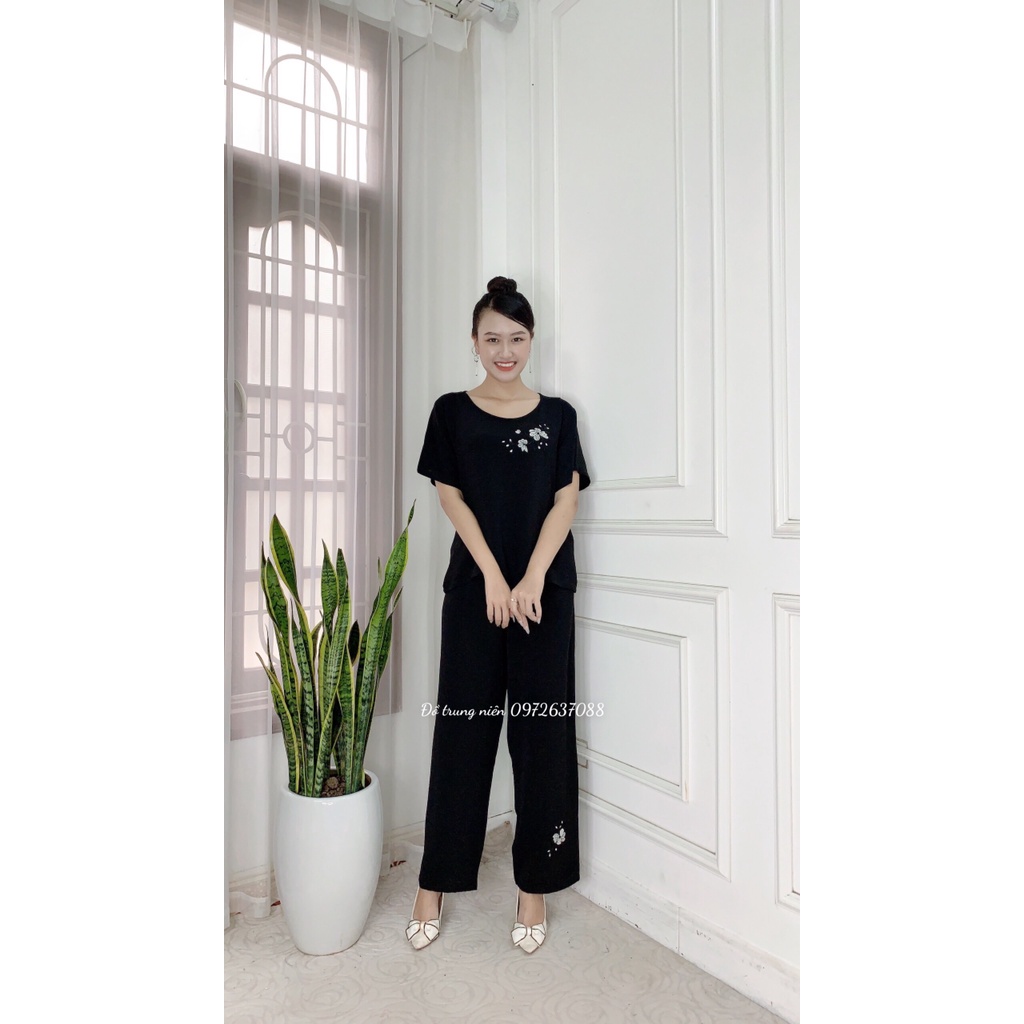 Đồ Bộ Trung Niên-Bộ Chất Đũi Thêu Hoa Mai Cho Mẹ Cho Bà
