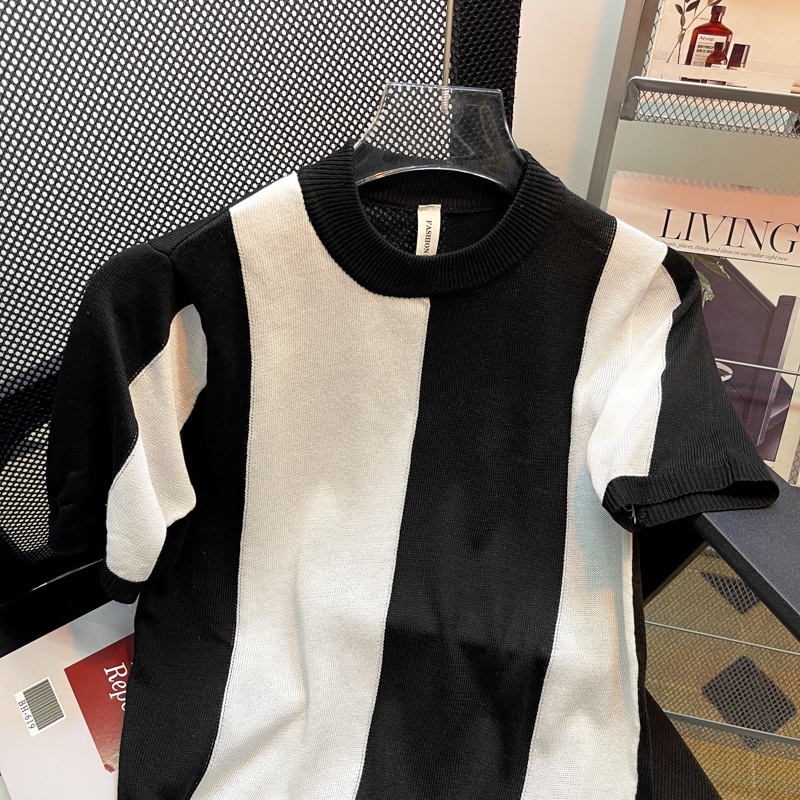 Áo Thun Tay Ngắn Cổ Tròn Màu Sắc Tương Phản Dễ Phối Đồ Phong Cách Hàn Quốc Thời Trang Cho Nam