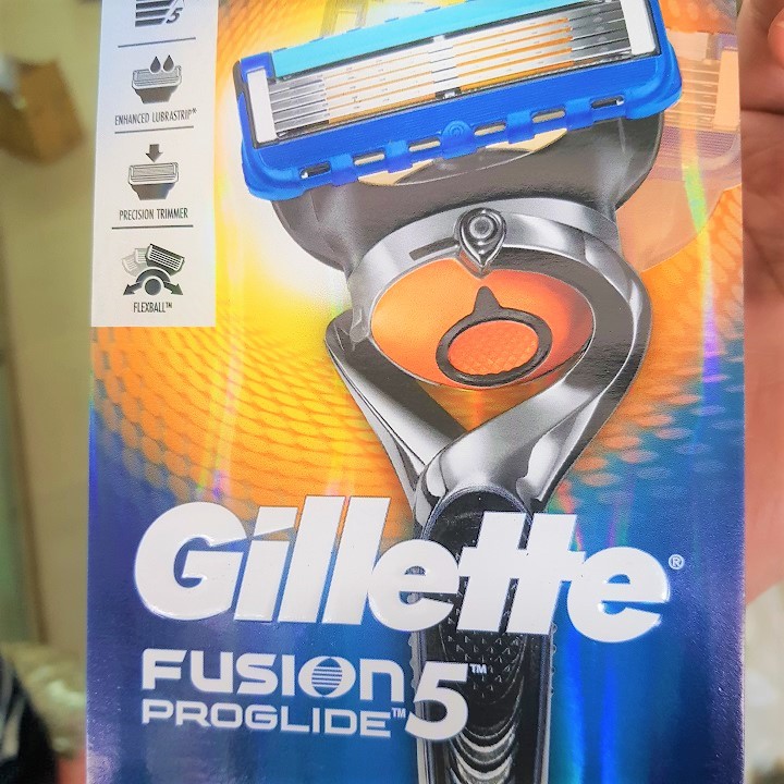 Dao Cạo Gillette Fusion ProGlide  5 Lưỡi ( 1 CÁN + 2 LƯỠI )