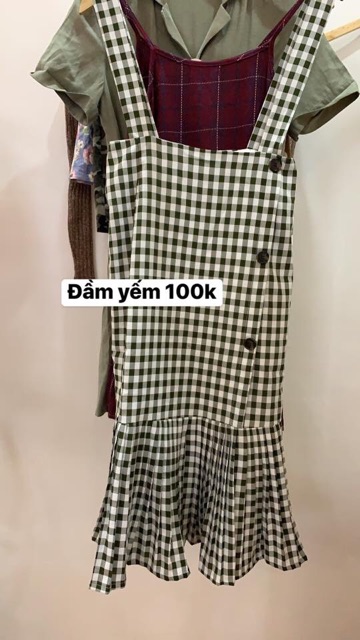 Đầm đồng giá 100k SALE ĐỒNG GIÁ Đầm 100k, áo váy 50k 👗 Shop sữ update đồ sale phía dưới comment nha 👇👇👇