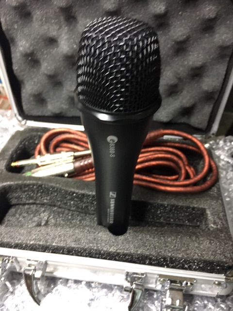 [Mã ELHACE giảm 4% đơn 300K] Micro Có Dây Karaoke SENNHEISER.838II-S