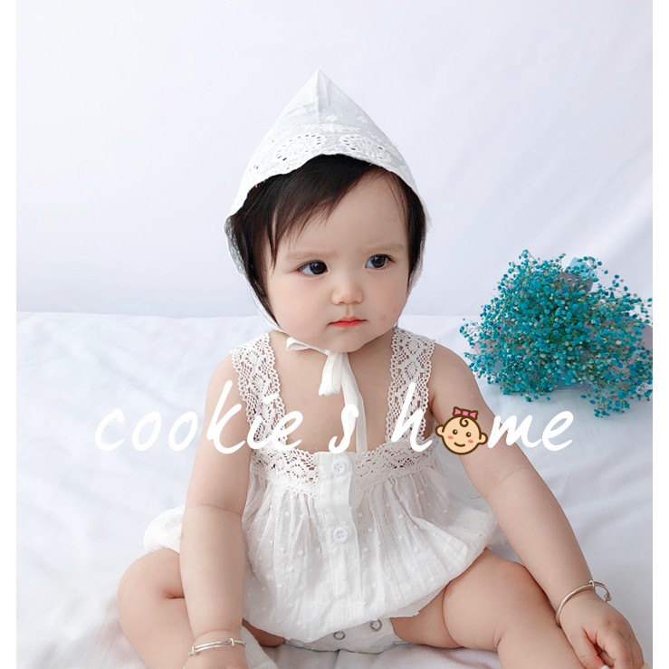 [Kèm mũ và tất] Đầm body liền quần cotton trắng 2 dây cho bé đi chơi đi Đà Lạt đi biển siêu Hàn Quốc