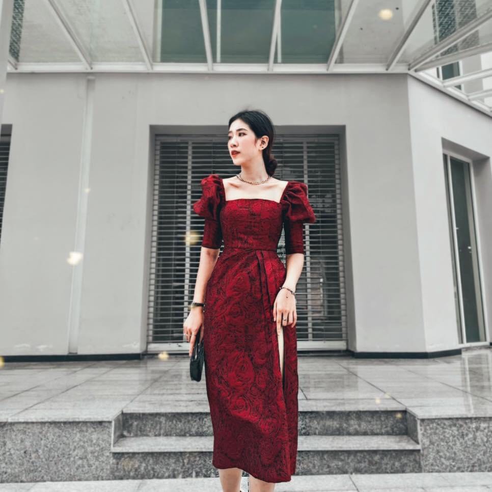 Đầm gấm body xẻ tà tay dài - Minie dress