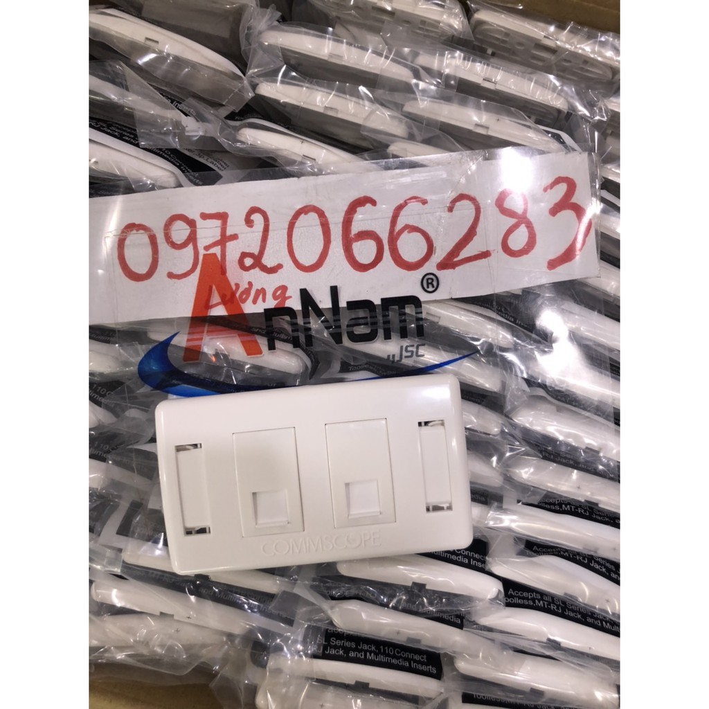 Mặt nạ hình chữ nhật 2 cổng, màu trắng mã 2-1427030-2
