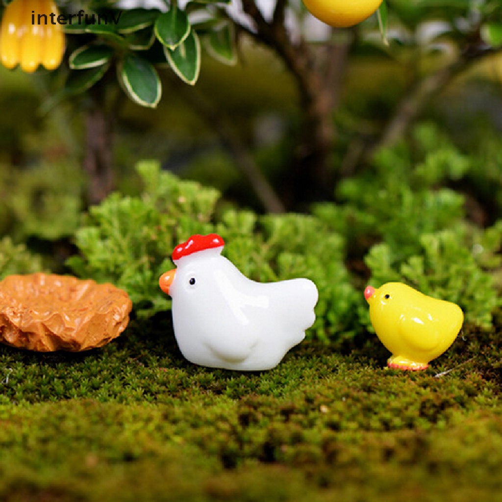Mô Hình Chú Gà Mini Bằng Nhựa Resin Trang Trí Sân Vườn