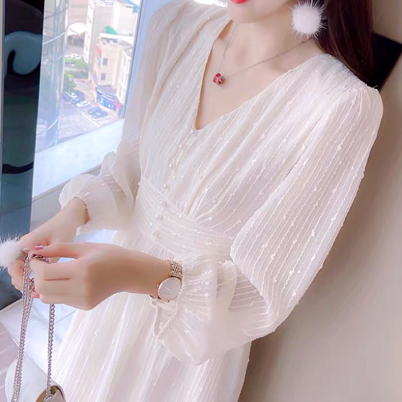 Váy nữ dáng tay dài