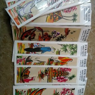 Bookmark vải lụa và giấy vẽ cảnh