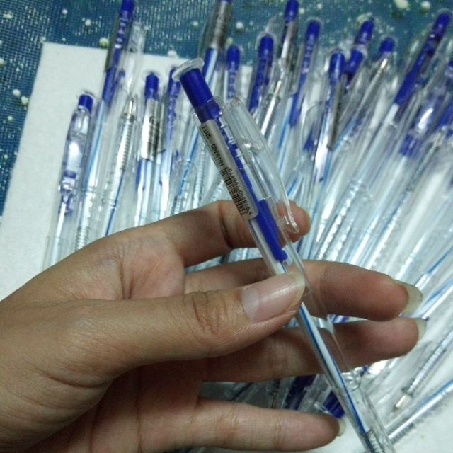 Set 1 viết bi xanh