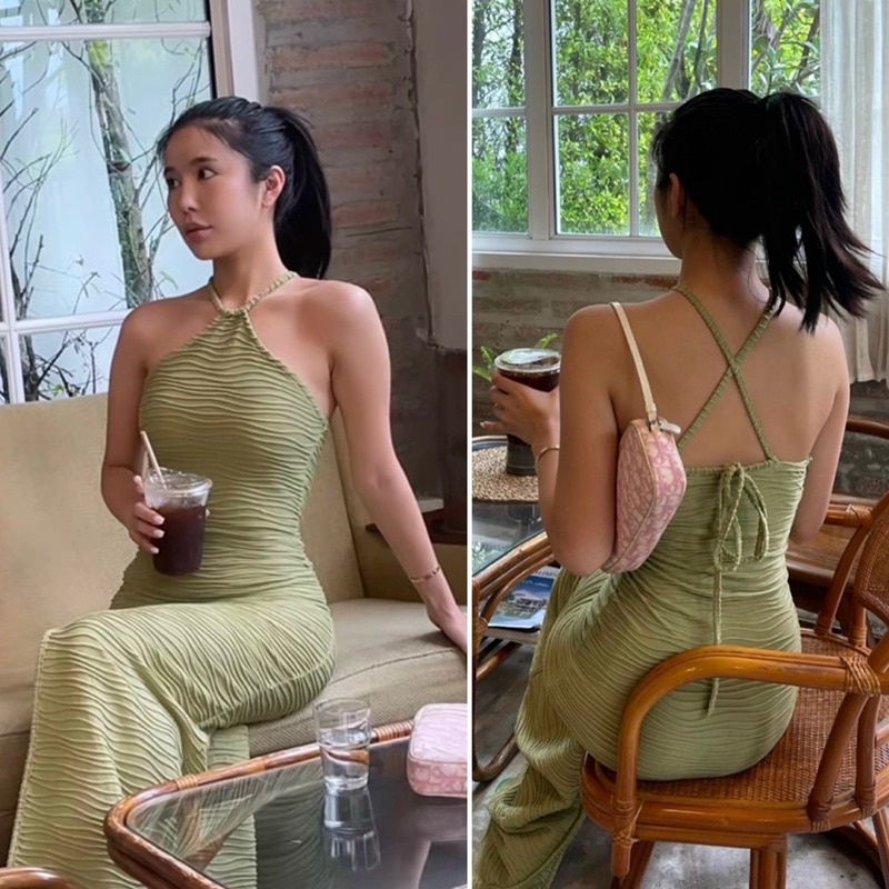 Đầm maxi xanh cổ yếm đan dây chéo lưng