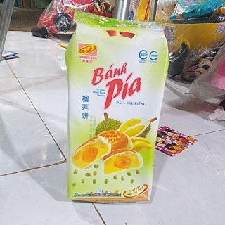 Banh trung thu . banh trung thu.........................................................................................