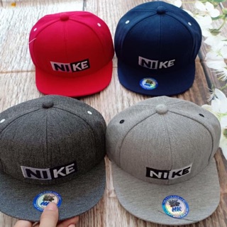 Mũ hip hop nike bé 3 đến 5 tuổi