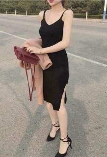 ĐẦM BODY XẺ TÀ HAI DÂY TI