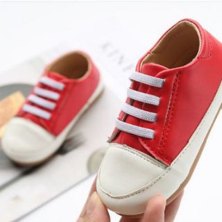 Giầy slip on bé trai bé gái