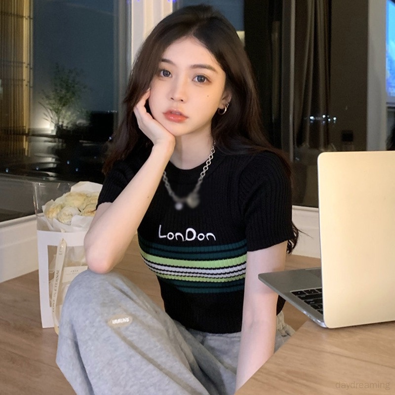 Áo Croptop Dệt Kim Tay Ngắn Họa Tiết Kẻ Sọc Màu Sắc Tương Phản Xinh Xắn Cho Nữ