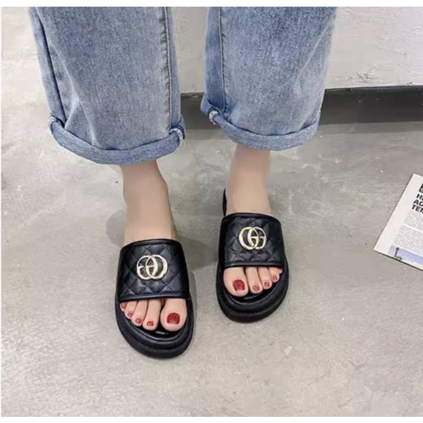 Dép nữ bánh mì/quai ngang đính GG, đế đúc nguyên khối cao 3cm-1000020