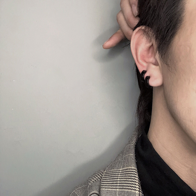 Khuyên tai tròn kẹp tai phong cách đường phố dành cho nam và nữ 23B178