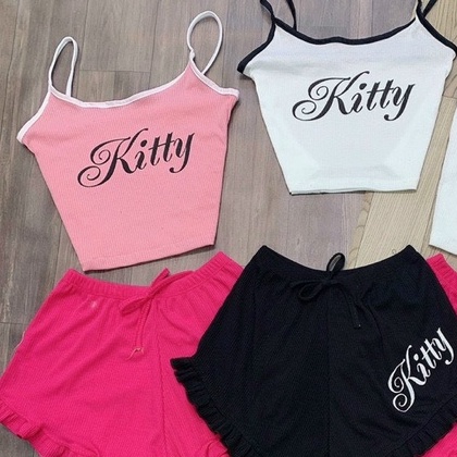Set áo 2 dây viền màu in kit ty kèm quần bèo chất thun gân pcth
