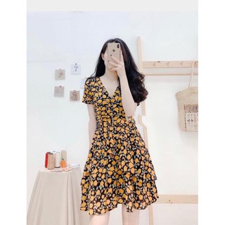 Váy hoa cổ tim xoè tầng