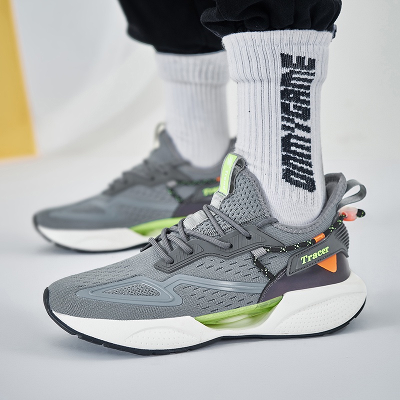 Giày Thể Thao Thoáng Khí Thoải Mái Màu Trắng Đen Phong Cách Cổ Điển Cho Cặp Đôi