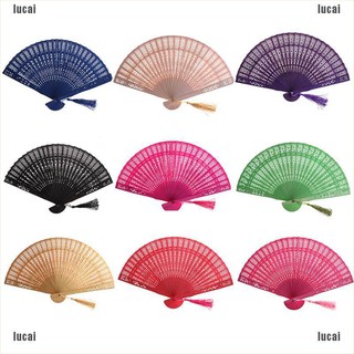 Quạt xếp bằng tre khắc họa tiết cách điệu phong cách Trung Hoa