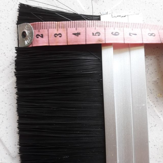 RON NHÔM CHÂN CỬA SỢI CƯỚC 5CM