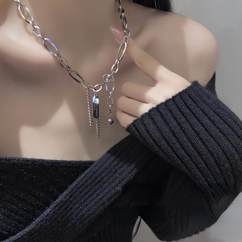 Vòng cổ chuỗi vuông chất liệu thép titan cá tính sành điệu