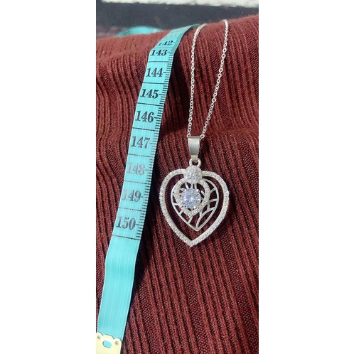 Mặt dây chuyền hoa to nhị xanh lá tim nhiều lớp bạc ta NGỌC MẬU