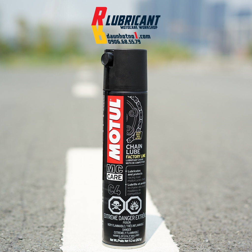 Chai xịt dưỡng sên - xích Motul C4 Factory Line 400ml