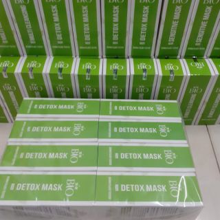 1 chai Detox Mask Bio 250 gram, giá 550.000 đồng, sản phẩm thải độc cho da được ưa chuộng trong các spa và viện thẩm mỹ.