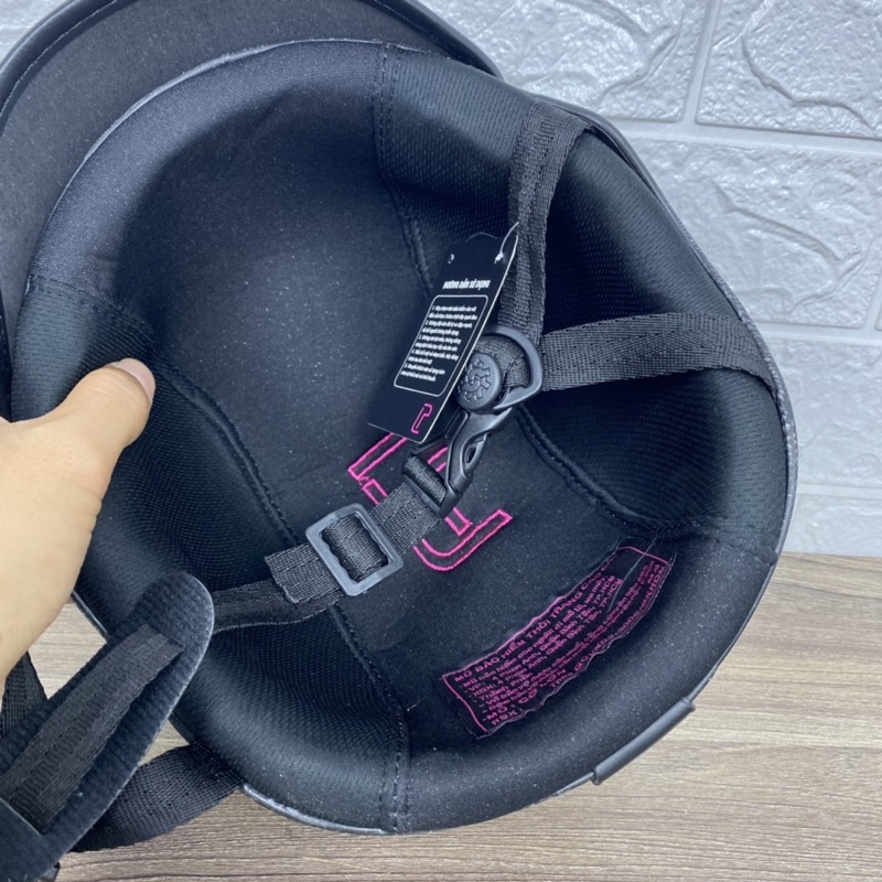 [TẶNG TEM BIKER] Nón Bảo Hiểm 1/2 Đầu - Nhúng CarBon - Gắn 3 Ốc TiTan Gr5 Siêu Ngầu