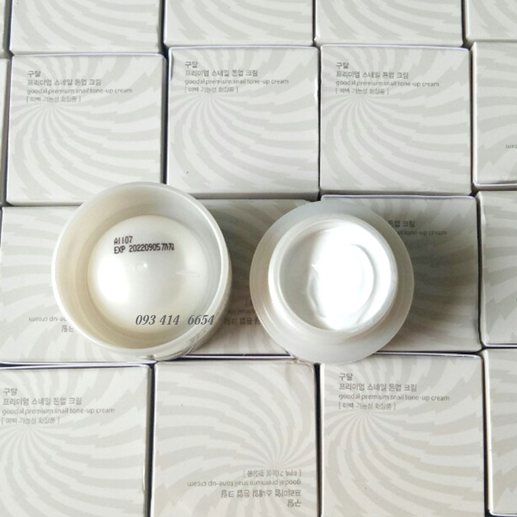 [Mini 10ml] Kem Dưỡng Trắng Da Và Nâng Tone Da Tức Thì Ốc Sên Goodal Premium Snail Tone-Up Cream