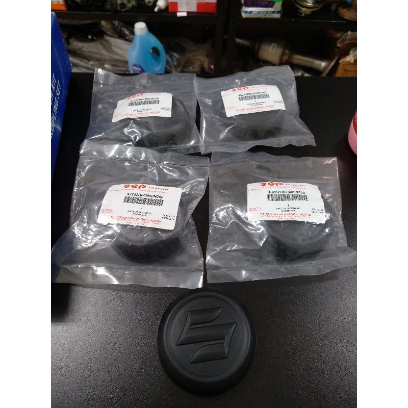 Nắp trục lazang Suzuki APV