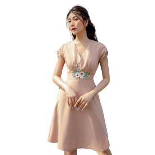 Olv - đầm sandy v neck embro dress