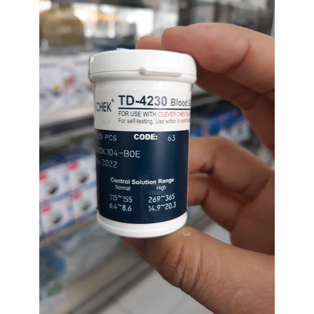 ✅ Que Thử Đường Huyết- Clever Chek TD-4230, (Date Xa) -VT0061 | Y Tế Vạn Thành