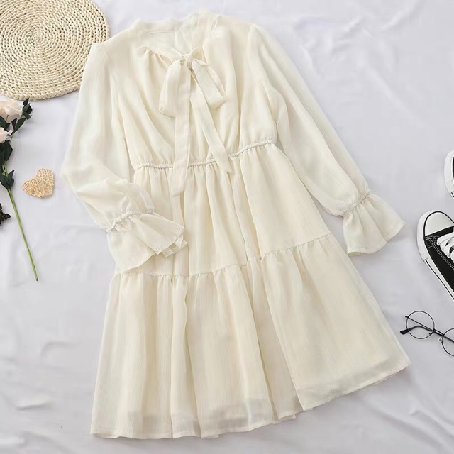 Váy kim tuyến tay nhún hai lớp cổ nơ | BigBuy360 - bigbuy360.vn