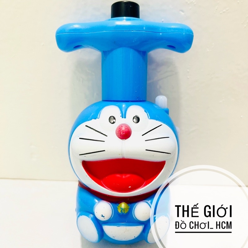 [MỚI VỀ- CÓ ĐÈN NHẠC] Đồ chơi trẻ em cù quay phát sáng hình Doremon cót xoay cực đẹp dành cho bé thích chơi con quay