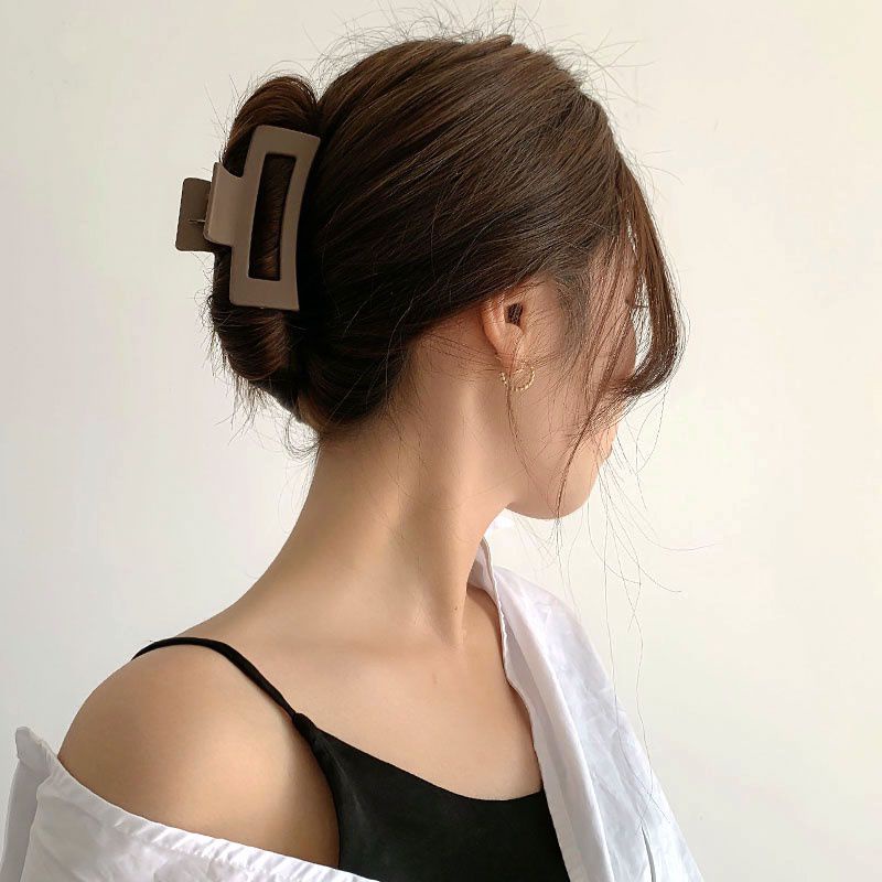 Kẹp tóc màu trà sữa phong cách thời trang Hàn Quốc cho nữ