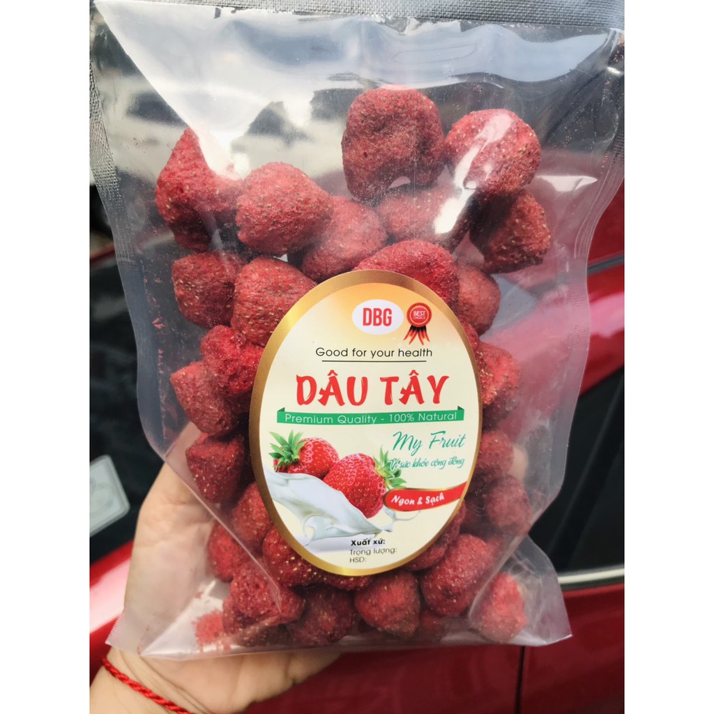 [Mã 254FMCGSALE giảm 8% đơn 500K] Dâu tây sấy giòn nguyên quả 50g