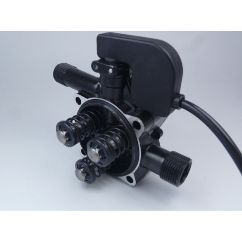 Đầu bơm rửa xe + Rơ le