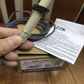 Cảm biến tiệm cận điện dung e2k-x4me1