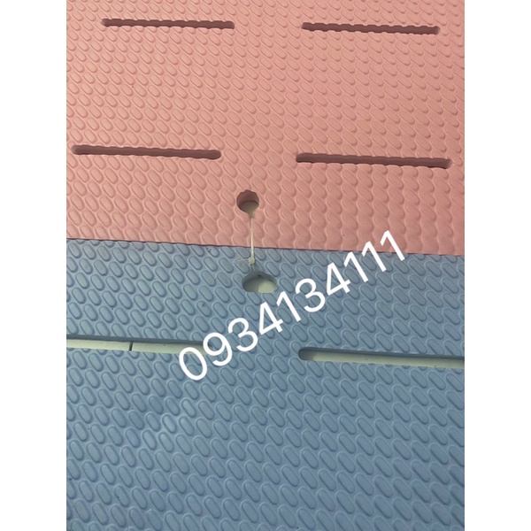 Thảm lót sàn kích thước 62*85*2cm