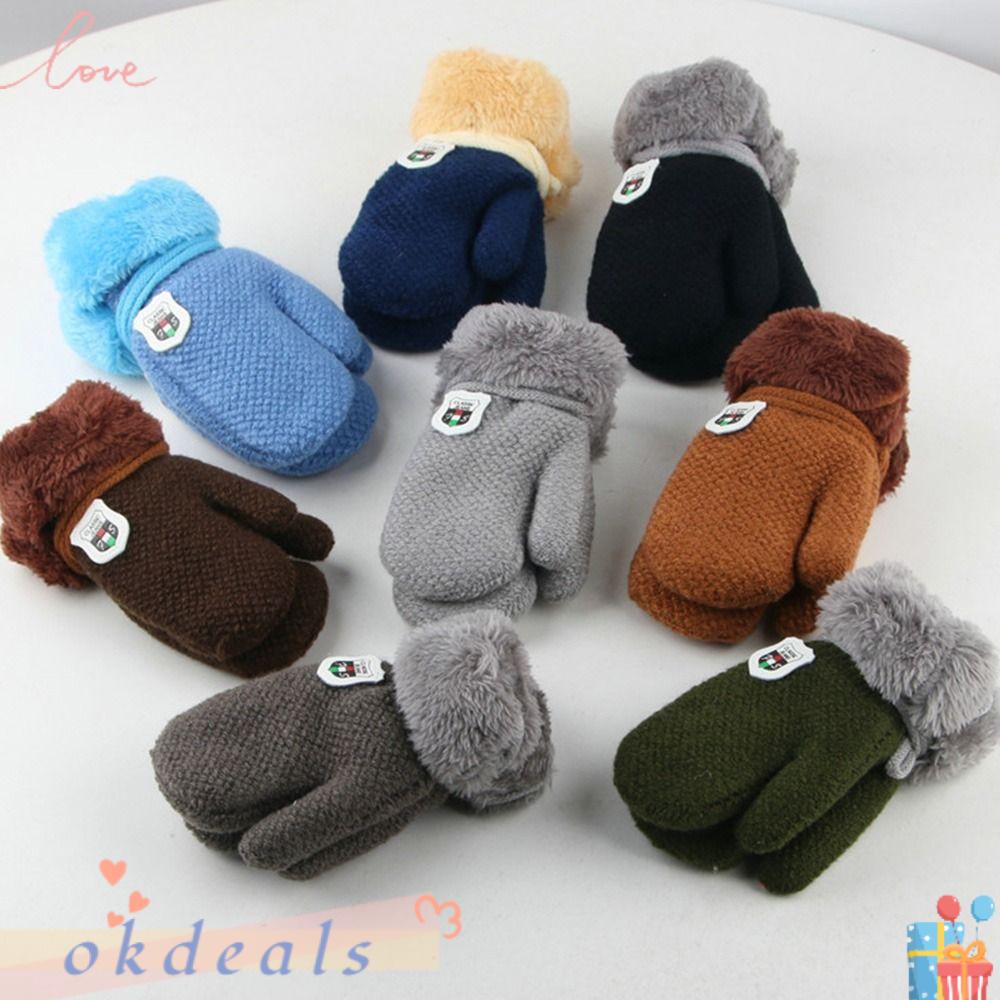 Găng Tay Mềm Mại Dày Dặn Ấm Áp Có Dây Đeo Cổ Cho Bé