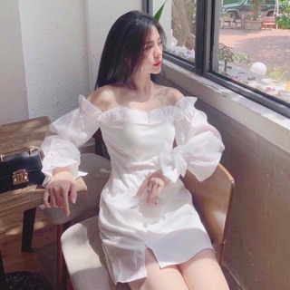 Đầm trắng bẹt vai tay lưới
