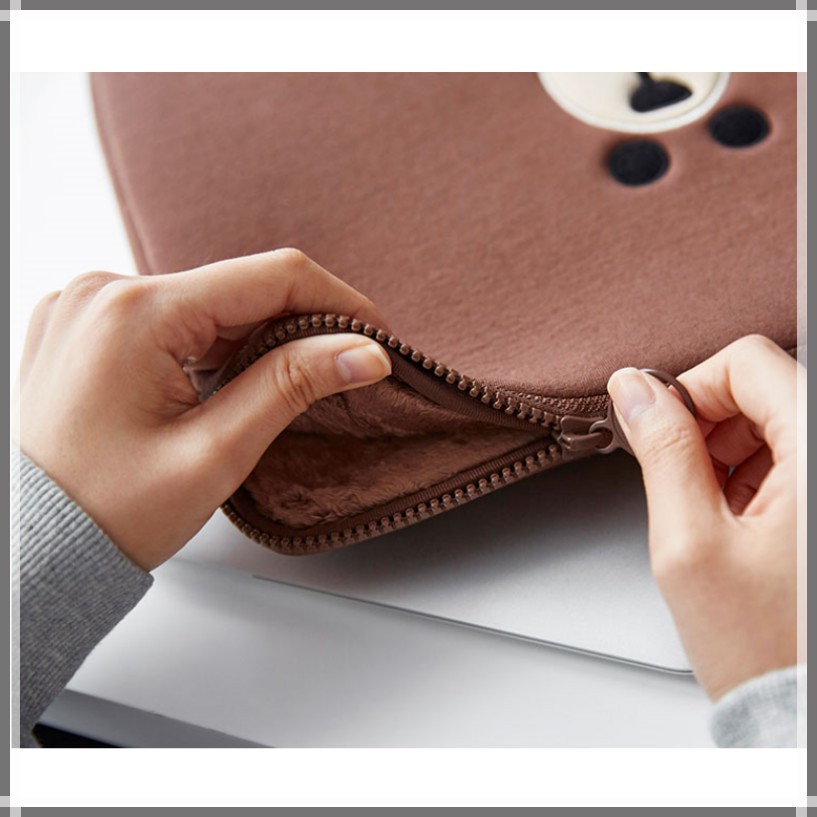 Túi chống sốc hình gấu Brown Line Hàn Quốc 2019 Cho Máy Tính Xách Tay Macbook | BigBuy360 - bigbuy360.vn