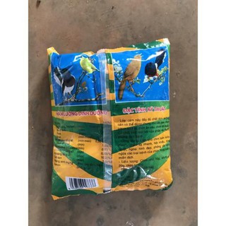 CÁM TRỨNG-THỨC ĂN CHIM CẢNH