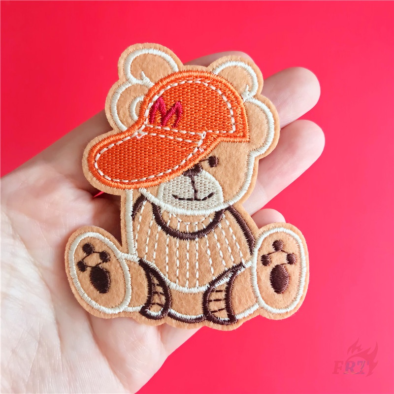 1 Sticker Ủi Thêu Hình Gấu Hoạt Hình 02: Leisure Time