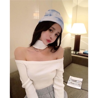 Áo len trễ vai cổ choker
