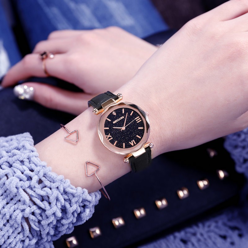 Đồng hồ thời trang nữ Mstianq dây da lộn tuyệt đẹp, mềm êm tay, mặt la mã độc đó ( Mã: MS08 )