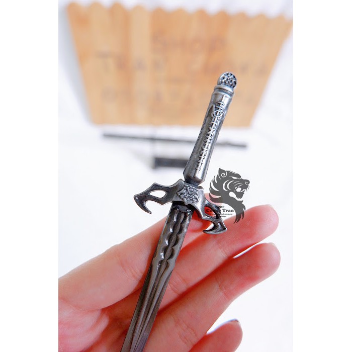 Mô hình móc khóa Kiếm Hán 22_13